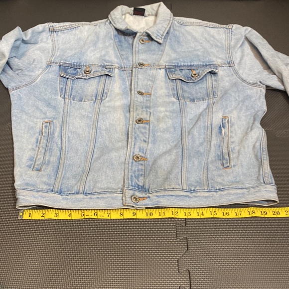 90s Betty Boop Jean Jacket - Picture 13 of 14